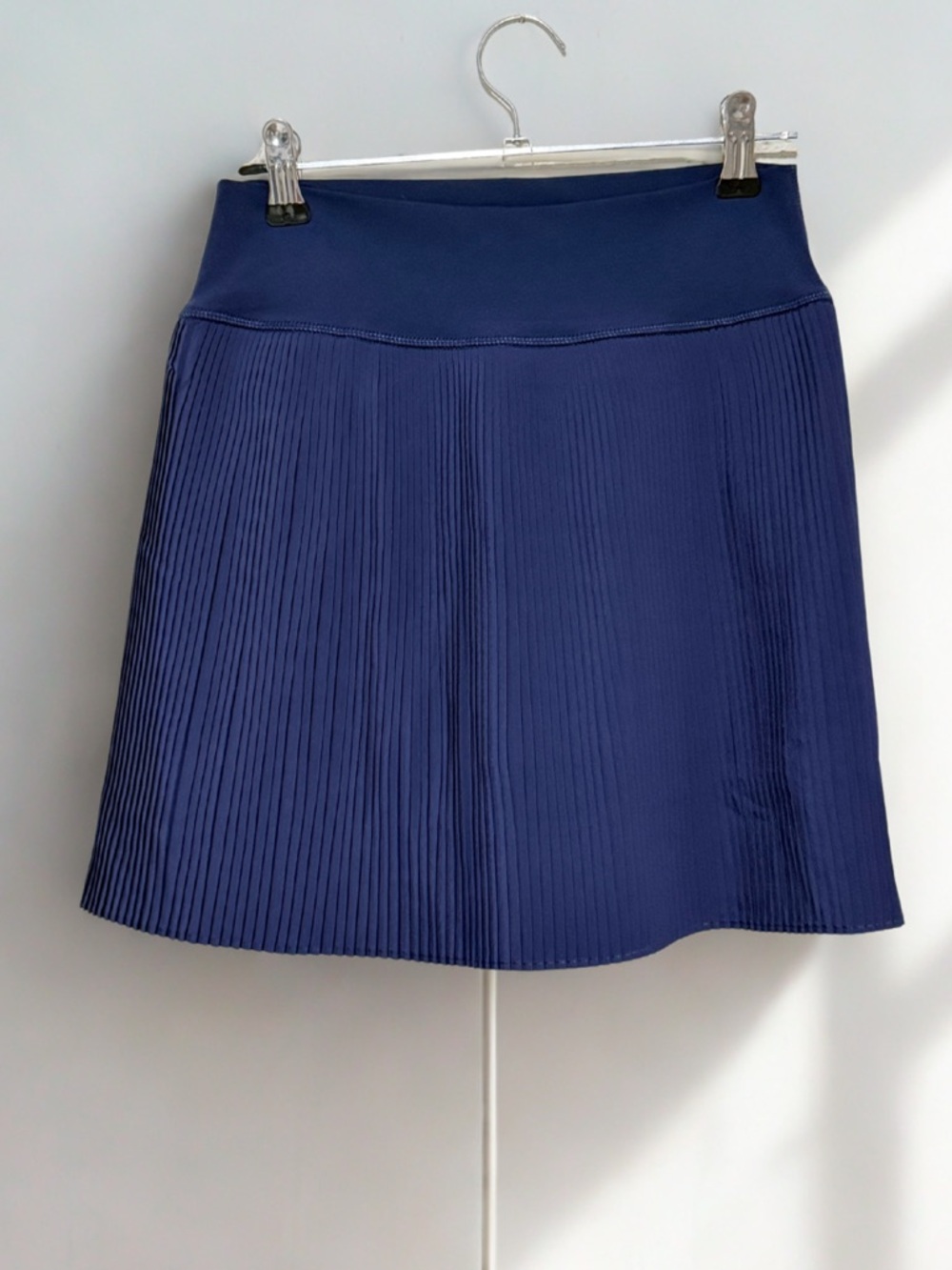 YogaLicious Pleated Navy Blue Skirt with Built-in Shorts | Size Small | NWOT